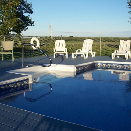 Acadia Sunrise Motel Trenton Bagian luar foto