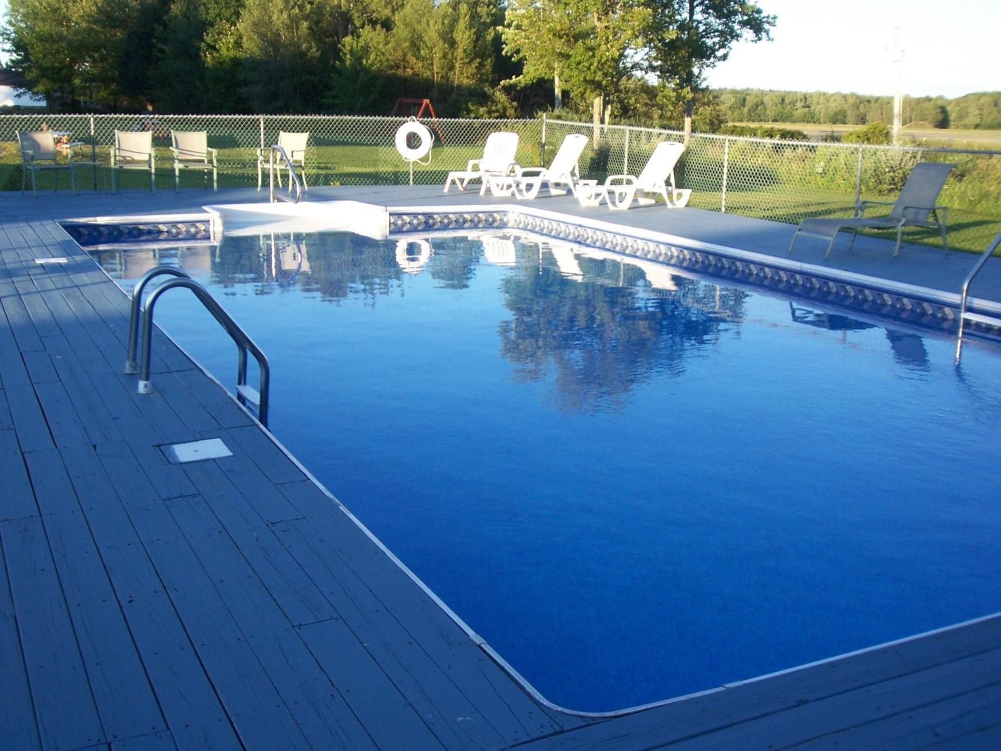 Acadia Sunrise Motel Trenton Bagian luar foto