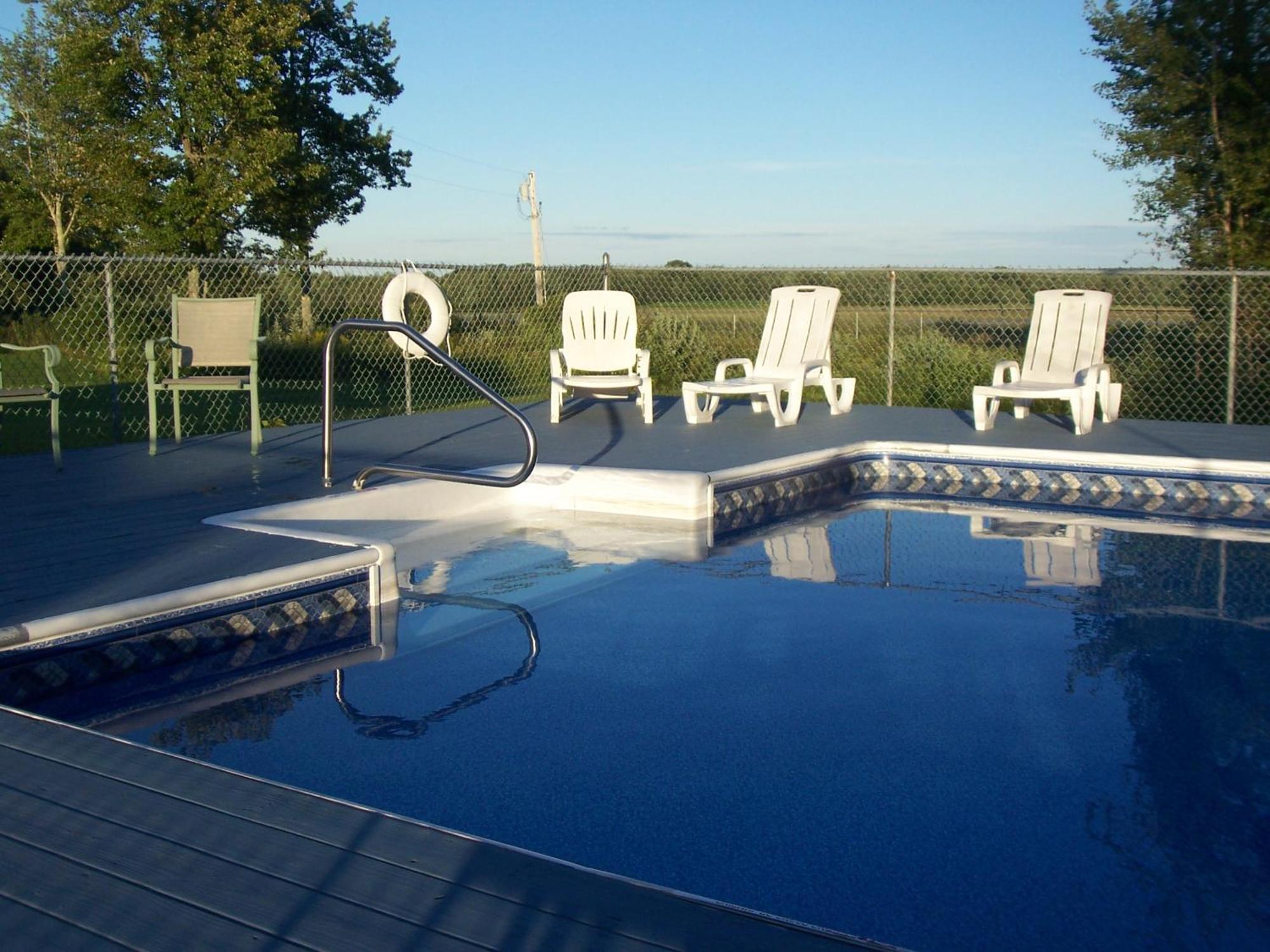 Acadia Sunrise Motel Trenton Bagian luar foto