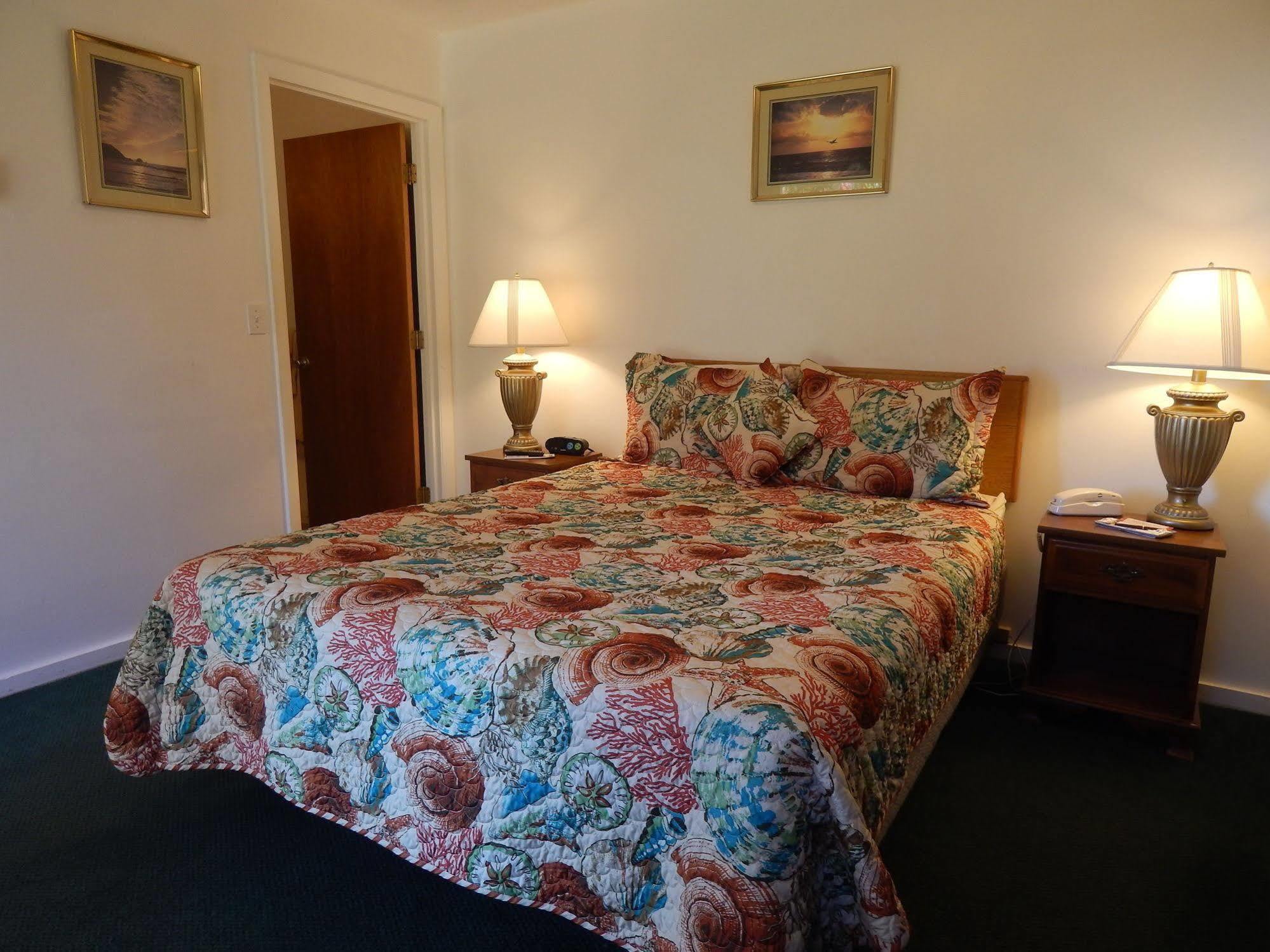 Acadia Sunrise Motel Trenton Bagian luar foto